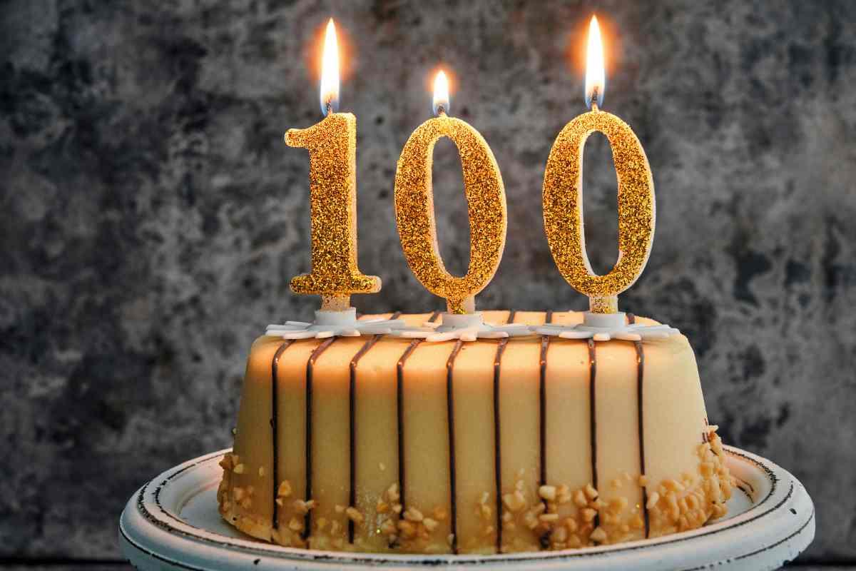 Torta 100 anni